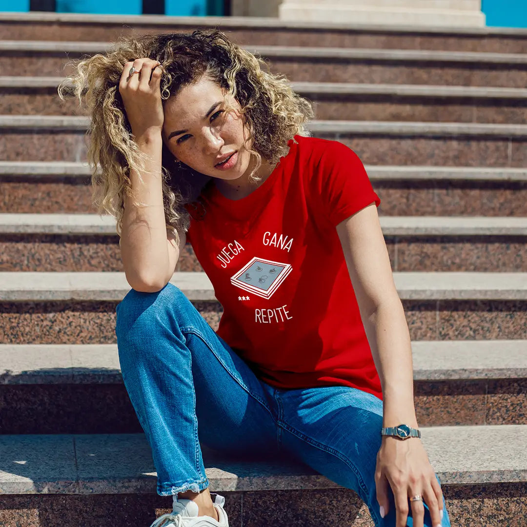 Playera Juega, Gana, Repite